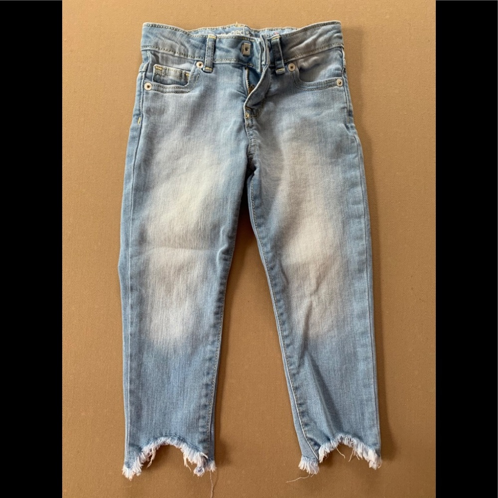 GYMBOREE SKINNY CROPPED JEANS-FRINGE RAW BITE  HEM ✨NWT 5 ,7 , 8 ✨